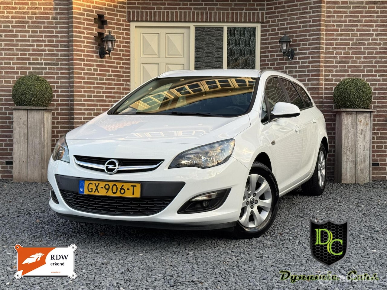 Opel Astra Sports Tourer - 1.4 Business + *Cruise *Navi *Parks - AutoWereld.nl