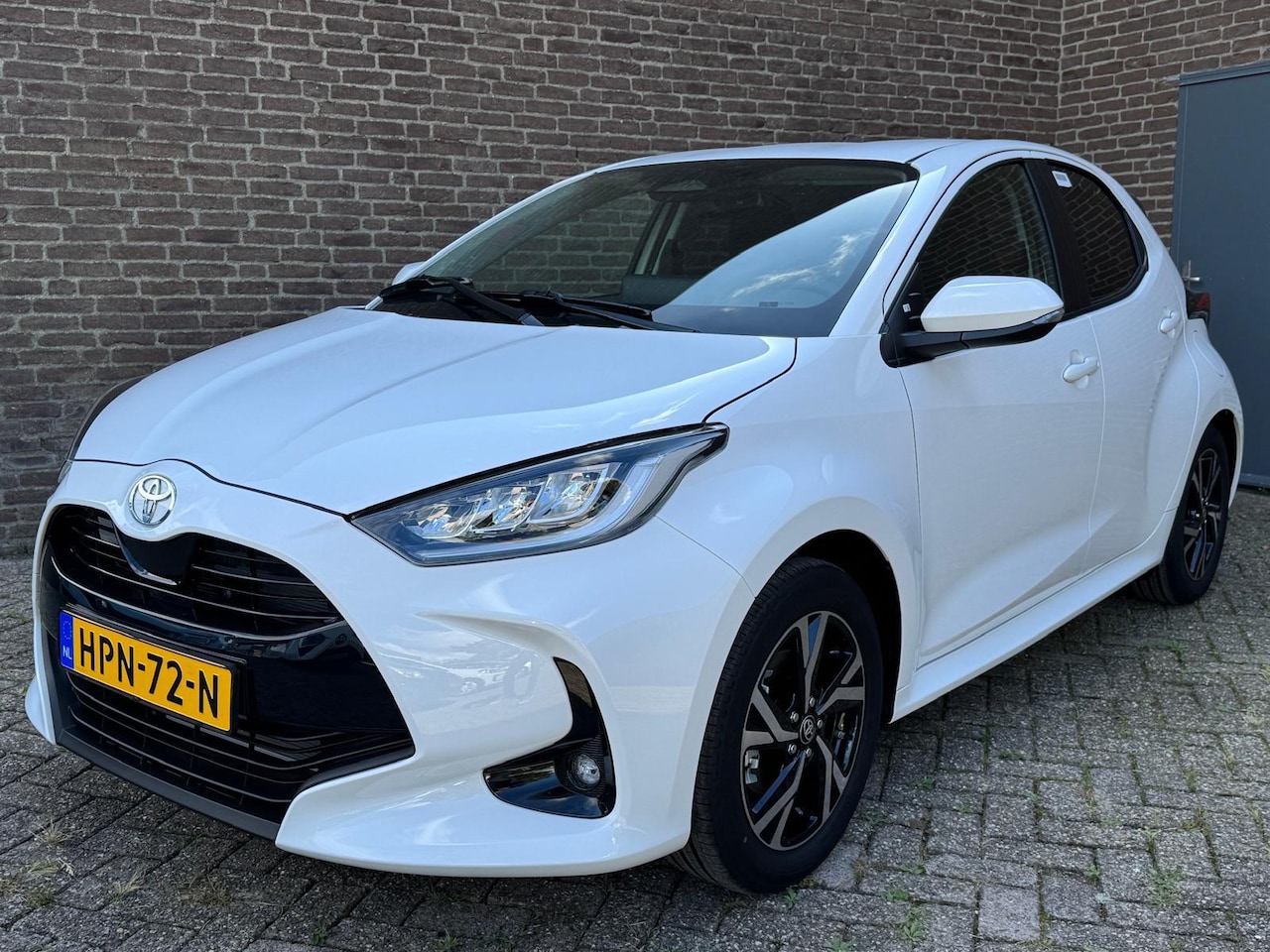 Toyota Yaris - 1.5 Hybrid 115 Team Player Appconnect Camera Adap-Cruise Stoel&Stuur Verw Lane-Assist - AutoWereld.nl