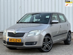 Skoda Fabia - 1.4-16V Ambiente 2e Eigenaar, Trekhaak, Airco, ElektrischeRamen, LMV, 5Deurs, DealerOnderh