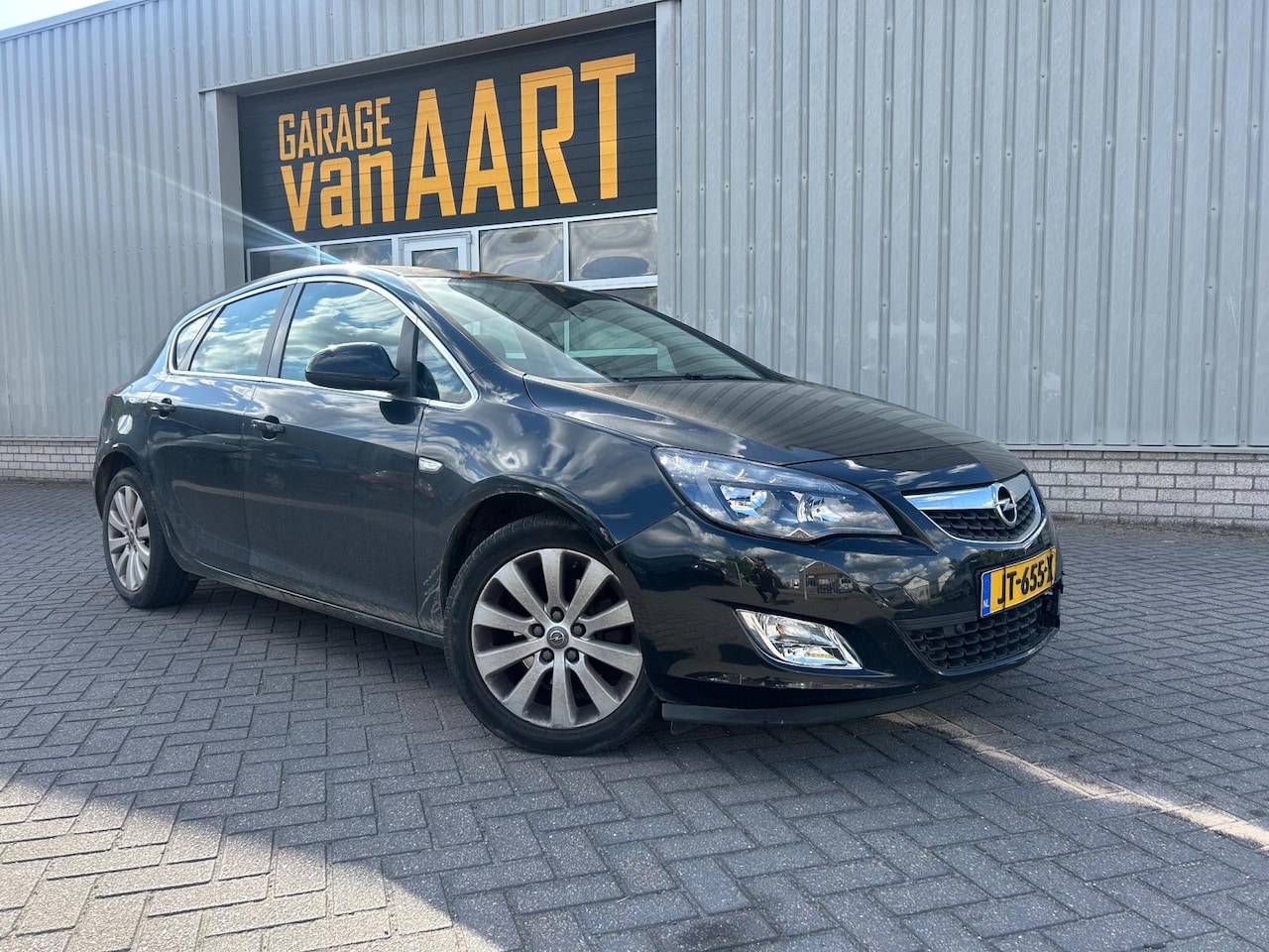 Opel Astra - 1.7 CDTi S/S Cosmo | AIRCO | SCHERM | - AutoWereld.nl