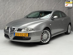 Alfa Romeo GT - 2.0 JTS Distinctive / NAP / Nwe Koppeling