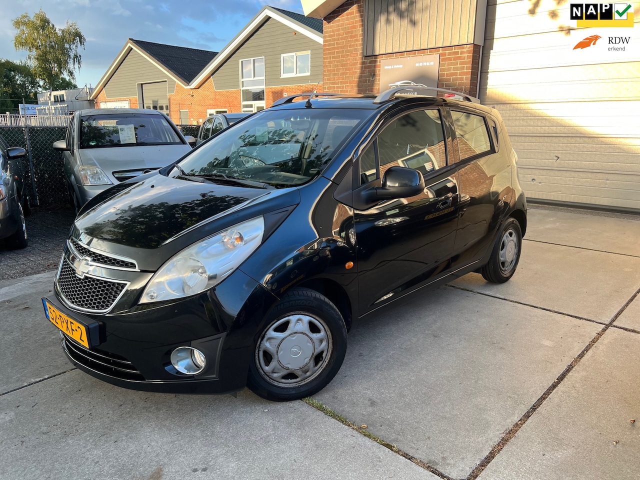Chevrolet Spark - 1.0 16V LS Bi-Fuel. NEW APK / AIRCO / LPG / ELECT.PAKKET / MULTI.F STUUR/2 EIG.N / 2 X SLE - AutoWereld.nl
