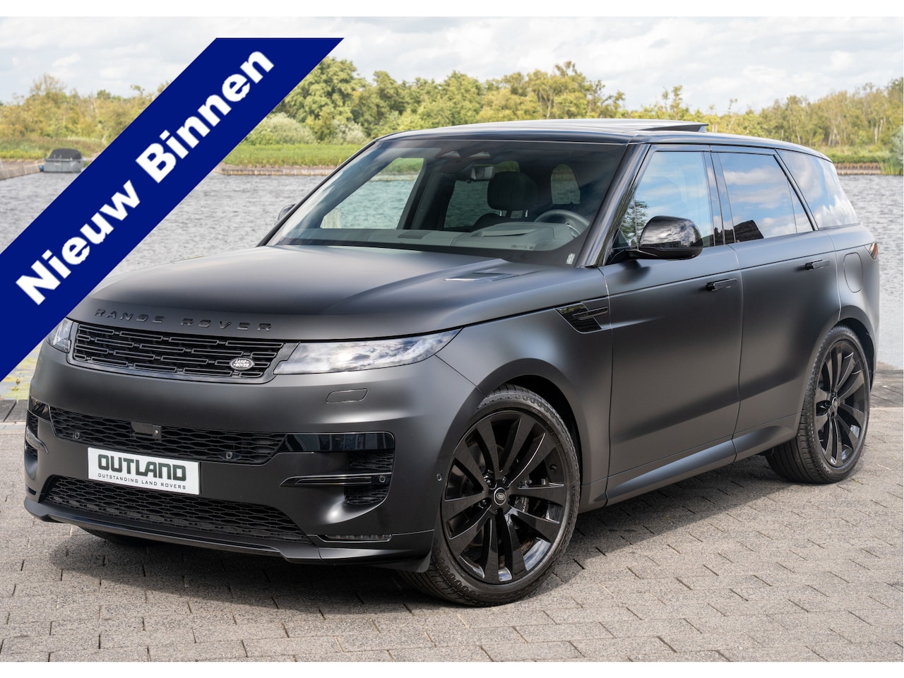 Land Rover Range Rover Sport - P460e Dynamic HSE | Satin Black Xpel | 23" | Soft Close | 4-Zone Airco | Trekhaak | Massag - AutoWereld.nl
