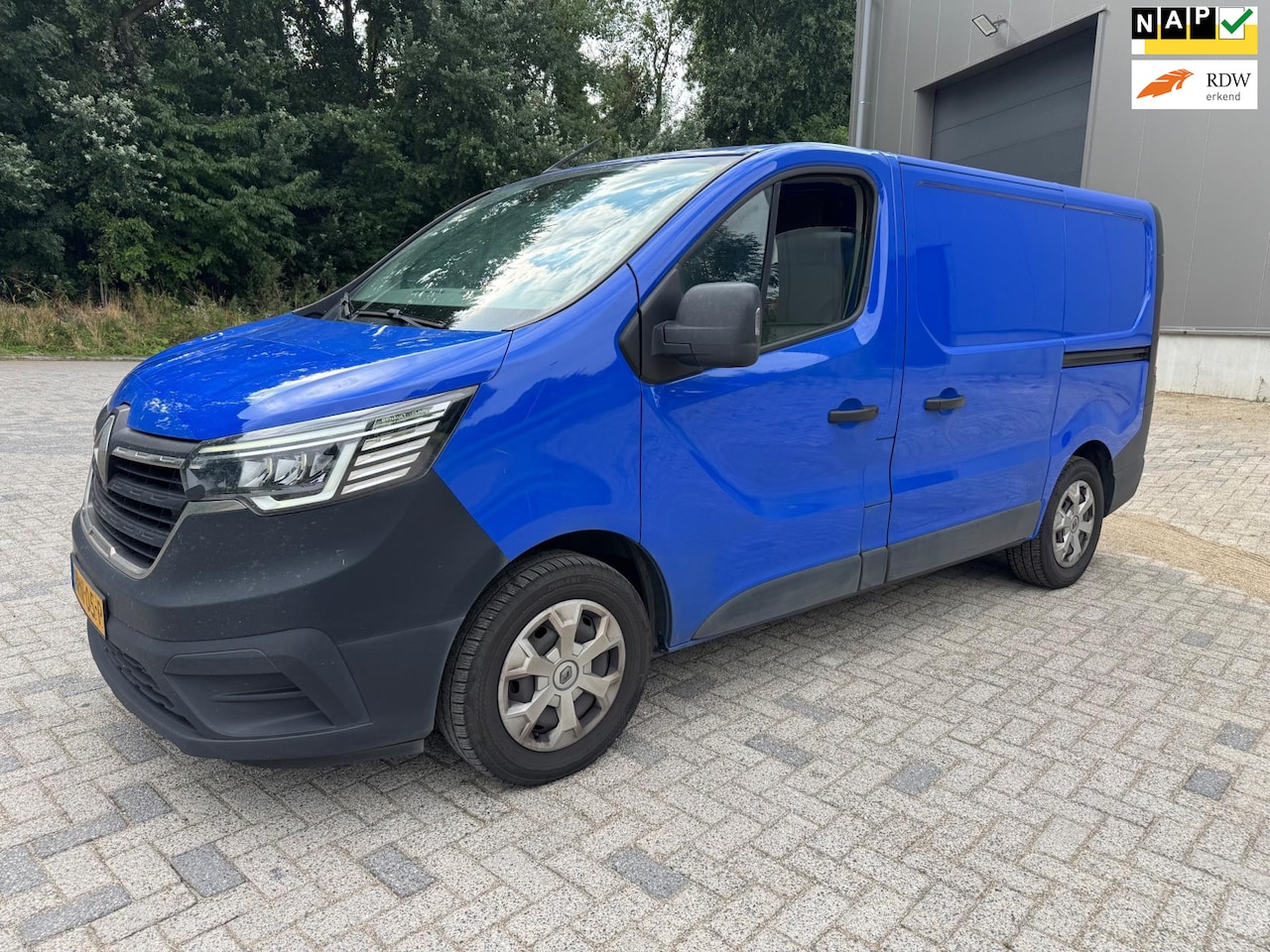 Renault Trafic - 2.0 dCi 150 T29 L1H1 Comfort Navi AutoM NW APk - AutoWereld.nl