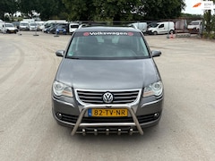 Volkswagen Touran - 2.0 TDI Highline Business
