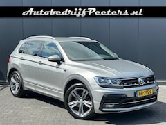 Volkswagen Tiguan - 1.4 TSI R-Line 1e eigenaar V-cockpit LED ACC Camera Trekhaak NL-auto