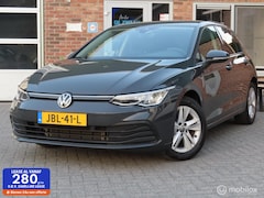 Volkswagen Golf - 1.5 eTSI Style|carplay|PDC V/A|Sfeerverlichting|Stoelverwarming