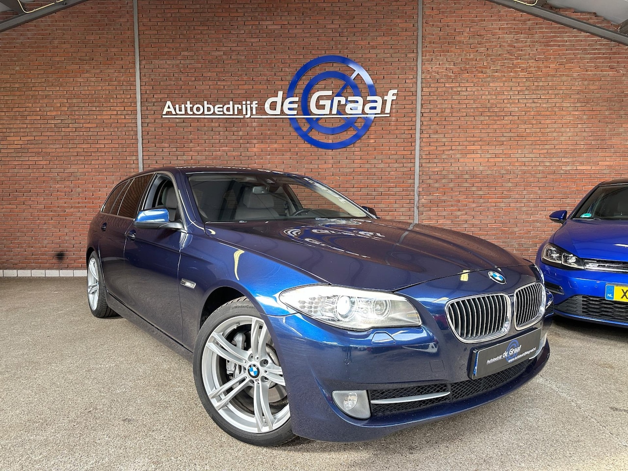 BMW 5-serie Touring - 530d High Executive|CRUISE/TRHK/HUD/MEMORY - AutoWereld.nl