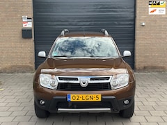 Dacia Duster - 1.6 Lauréate 2wd Airco Elektrisch pakket Trekhaak