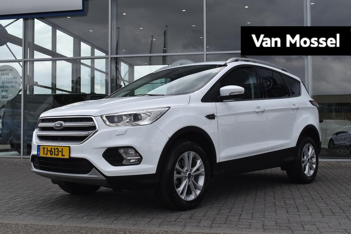 Ford Kuga - 1.5 EcoBoost Titanium 1.5 EcoBoost Titanium - AutoWereld.nl