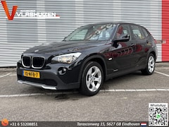 BMW X1 - sDrive18i Executive | Leder | Cruise | Climate | Navi | PDC |