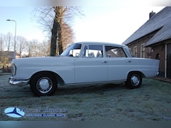 Mercedes-Benz 220 - 220Seb