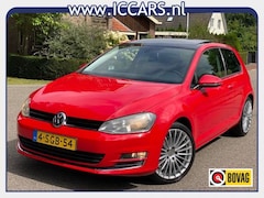 Volkswagen Golf - 1.2 TSI HIGHLINE - Schuifdak - Org NL auto - 2013