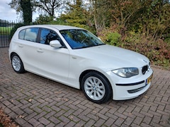 BMW 1-serie - 116i Business Line
