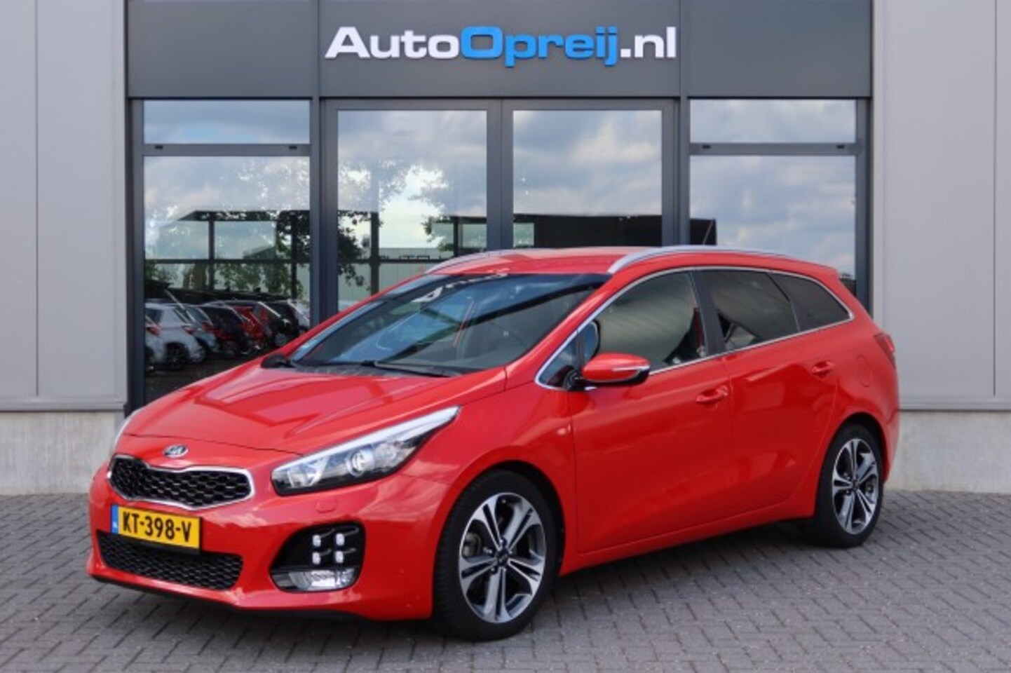 Kia Cee'd - 1.0 T-GDi GT-Line Clima, NAVI, Camera, Cruise, Dealer onderhouden - AutoWereld.nl