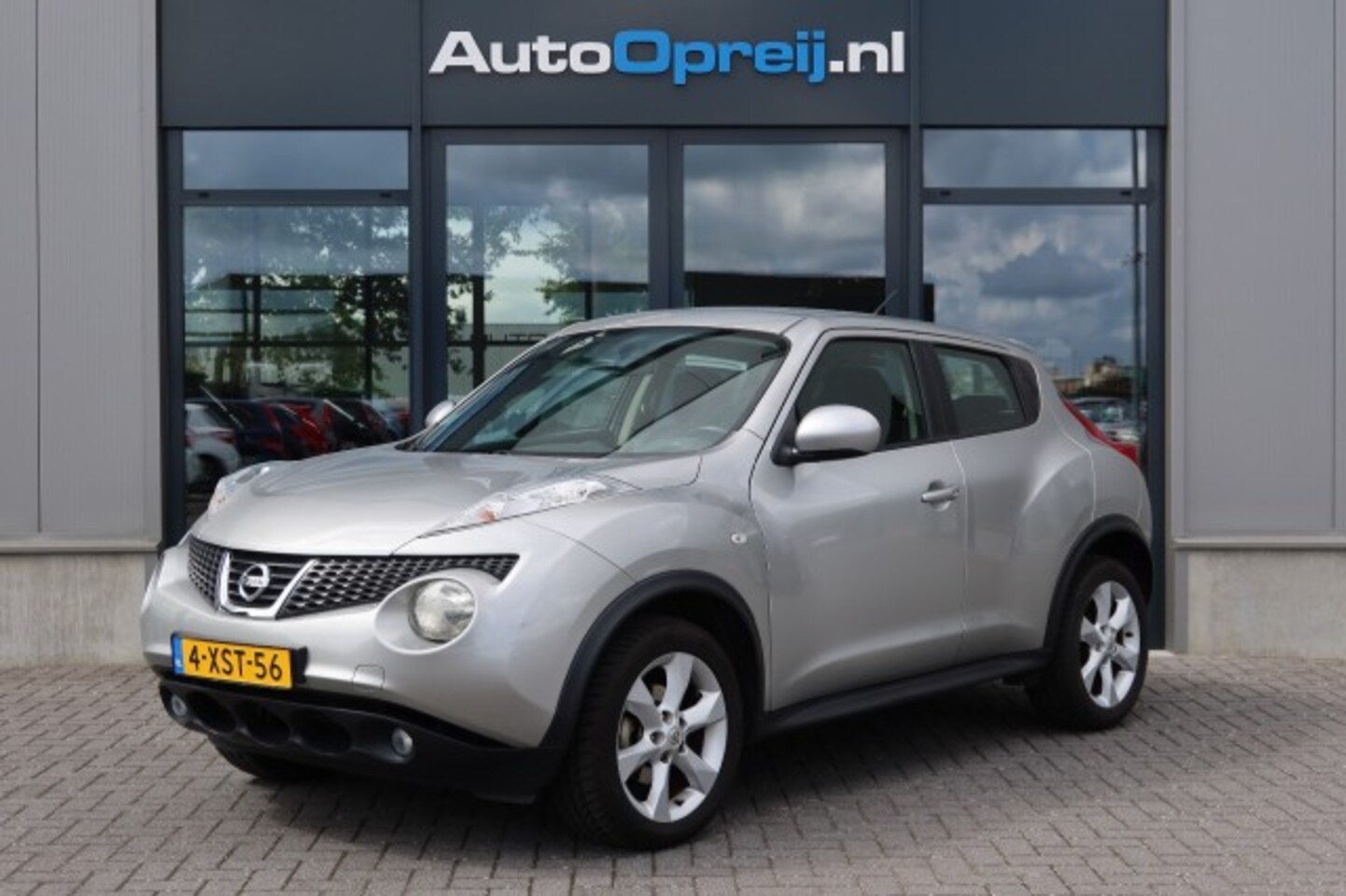 Nissan Juke - 1.6 Acenta AUTOMAAT Clima, Trekhaak afnb. - AutoWereld.nl