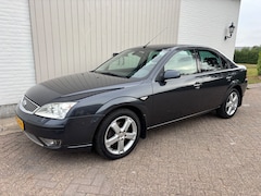 Ford Mondeo - 2.0-16V Platinum Volledige onderhoudshistorie! Trekhaak