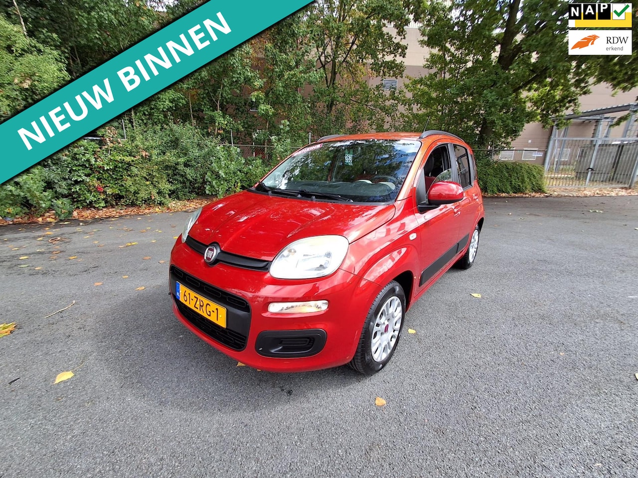 Fiat Panda - 0.9 TwinAir Lounge LEUKE AUTO RIJDT EN SCHAKELT GOED - AutoWereld.nl