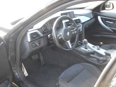 BMW 3-serie - 318i M-Sport Shadow 136 PK