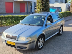 Skoda Octavia Combi - 2.0 Tour Nieuwe apk 01-09-2026