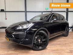 Porsche Cayenne - 4.8 S zeer nette staat - vol in de optie's