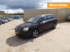 Toyota Avensis Wagon - 2.2 D-4D Luna