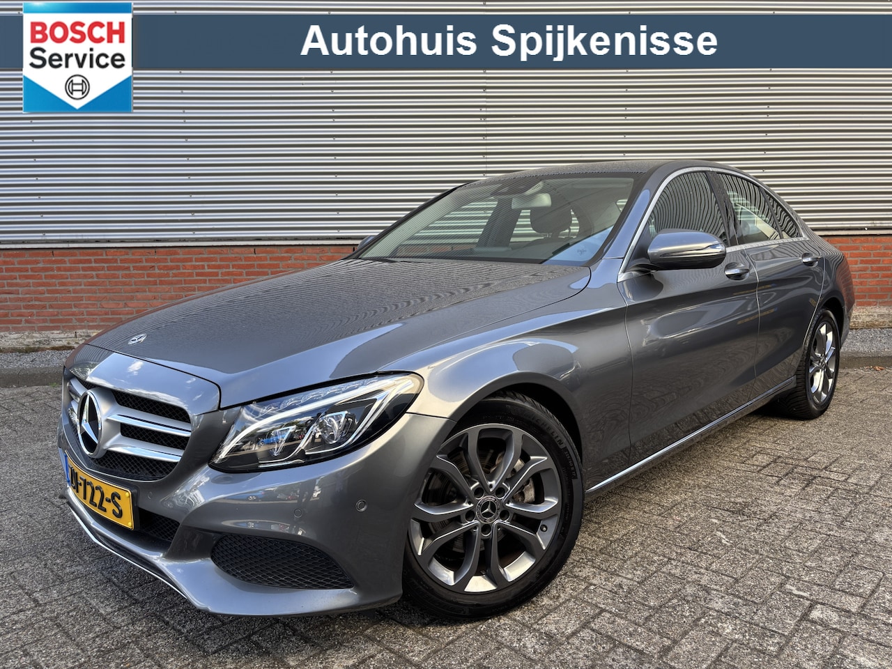 Mercedes-Benz C-klasse - 200 Premium Plus | Leder | Navigatie | Stoelverwarming | Achteruitrijcamera | - AutoWereld.nl