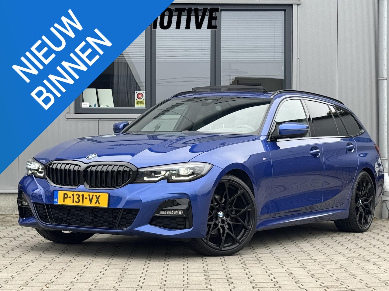 BMW 3-serie Touring - 320i M sport 184 PK | Pano | Trekhaak | Camera - AutoWereld.nl