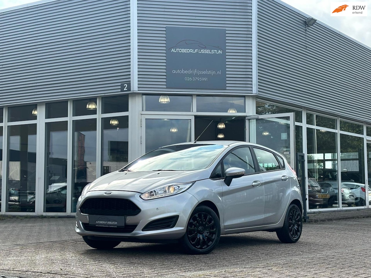 Ford Fiesta - 1.0 5 Deurs / Airco / Pdc Voor en Achter . - AutoWereld.nl
