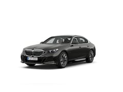 BMW 5-serie - 530E sedan 530E Sedan M-Sport M Sport pakket | Innovation Pack | Comfort Pack | Travel Pac