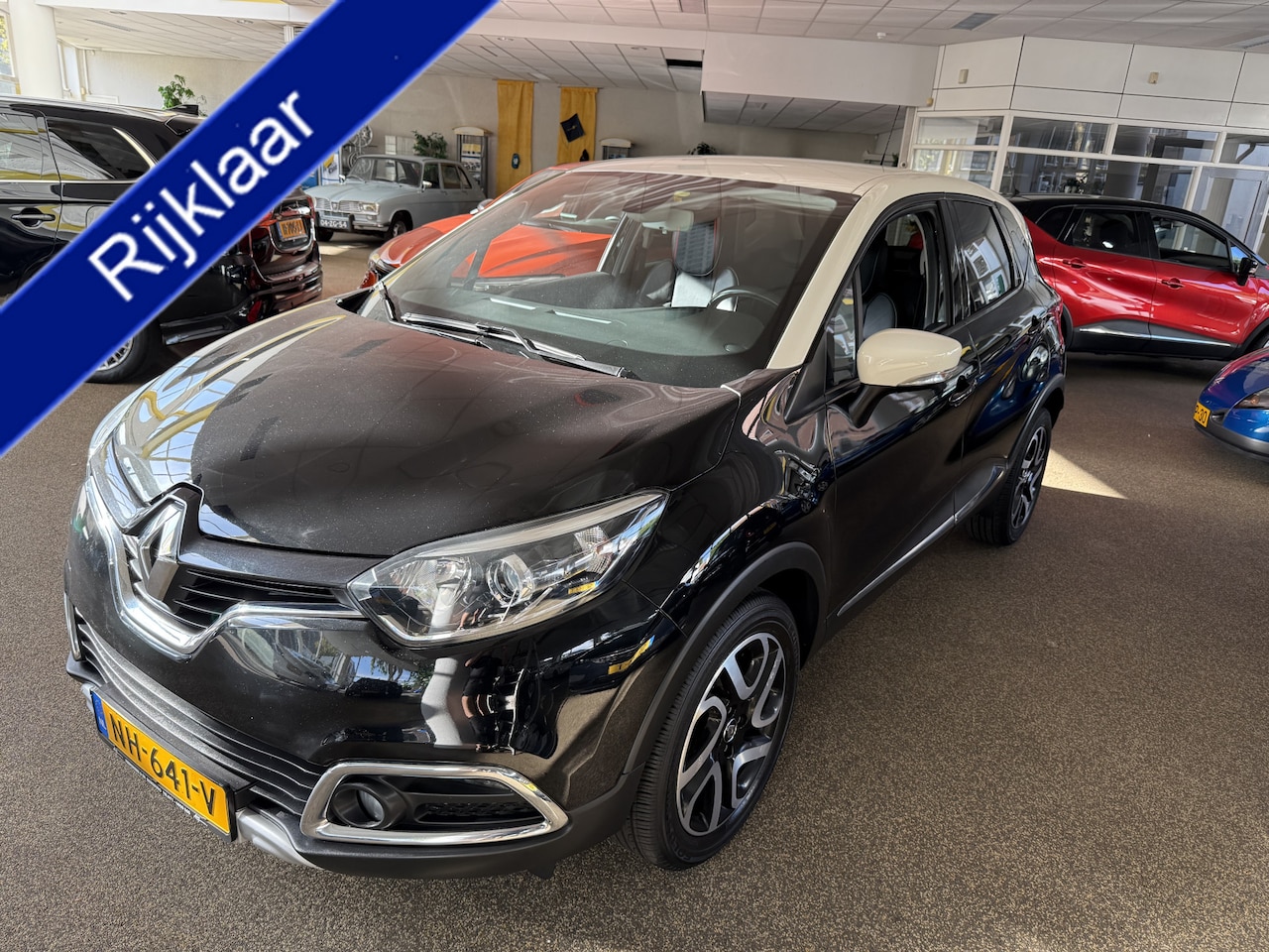 Renault Captur - 0.9 TCe Xmod CAMERA NAVIGATIE STOEL VERWARMING LEER LICHTM.VELGEN - AutoWereld.nl