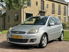Ford Fiesta - 1.3-8V Futura XL Dealer auto * Zeer netjes