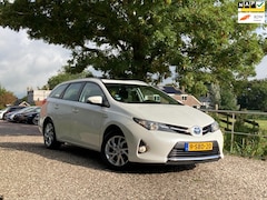 Toyota Auris Touring Sports - 1.8 Hybrid Aspiration | Cruise + Clima nu € 7.975,
