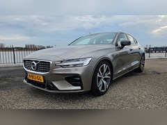 Volvo S60 - 2.0 T5 R-Design
