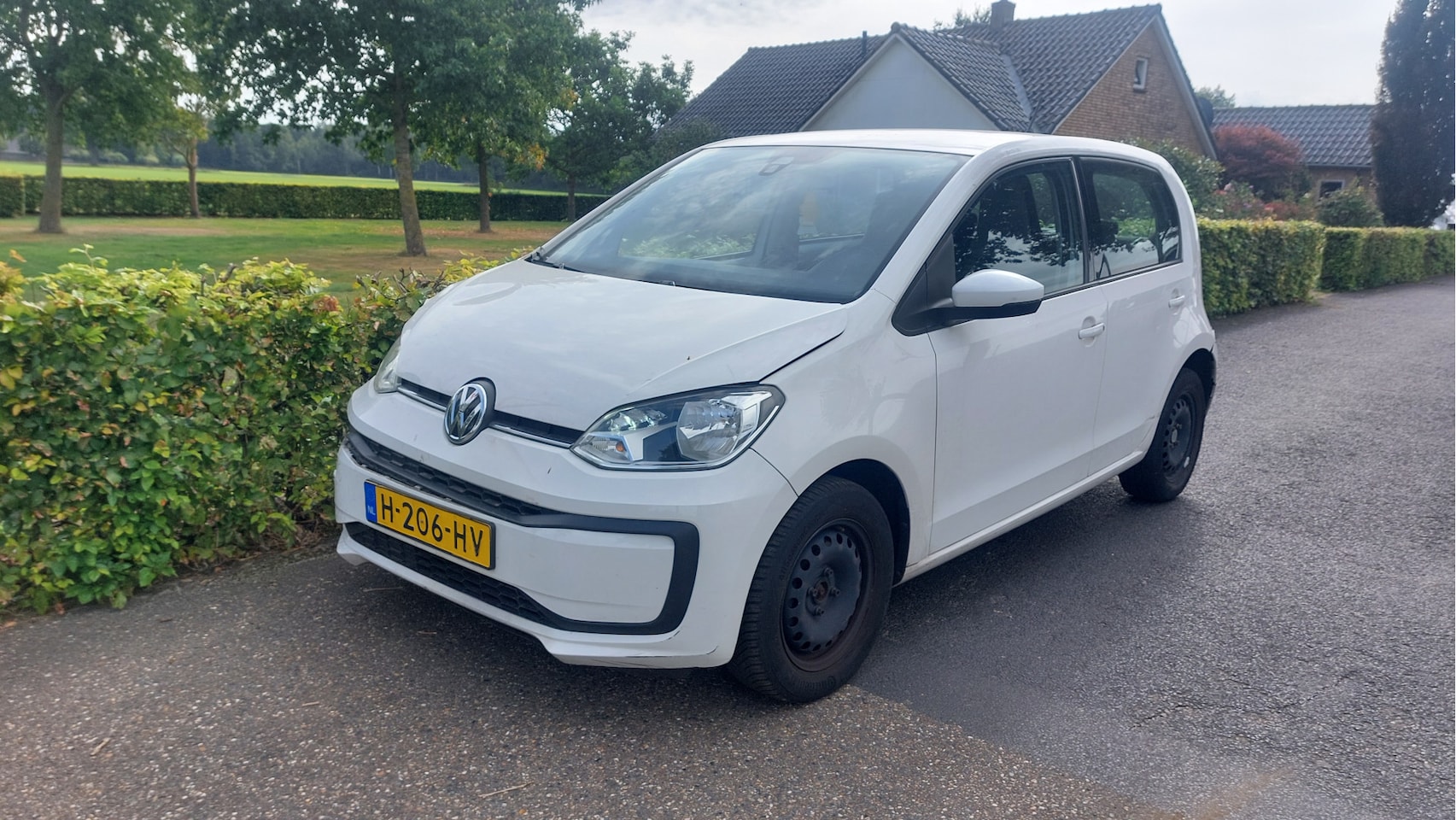 Volkswagen Up! - 1.0 BMT move up! AIRCO 85128 KM BJ 2020 - AutoWereld.nl