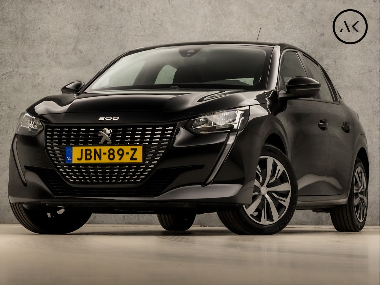 Peugeot 208 - 1.2 PureTech Allure Sport Automaat (APPLE CARPLAY, GROOT NAVI, LANE ASSIST, SPORTSTOELEN, - AutoWereld.nl