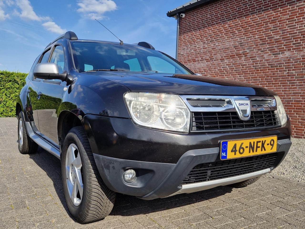Dacia Duster - 1.6 Lauréate 2wd 1.6 Lauréate 2wd - AutoWereld.nl