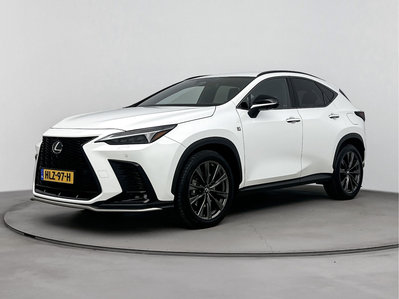 Lexus NX - 450h+ AWD F-Sport Line | 360° Camera | Stoelverwarming -/ Koeling | 20' Velgen | - AutoWereld.nl