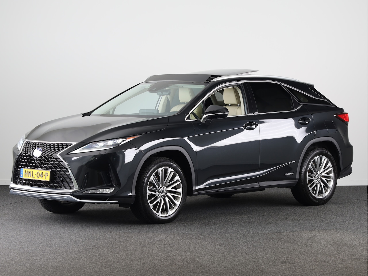 Lexus RX 450h - AWD President Line Limited | Head Up Display | Stoelverwarming /- Koeling | 360° Camera | - AutoWereld.nl
