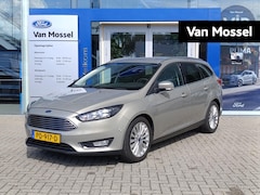 Ford Focus Wagon - 1.0 Titanium | Dealeronderhouden | Nieuwstaat | Navigatie | Trekhaak | PDC