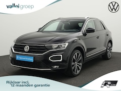 Volkswagen T-Roc - 1.5 TSI 150 pk Sport | Trekhaak | Achteruitrijcamera | Navigatie | Stoelverwarming