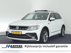 Volkswagen Tiguan - 1.5 TSI 150pk DSG ACT R-Line Highline Virtual Cockpit Stoelverwarming Keyless Panoramadak