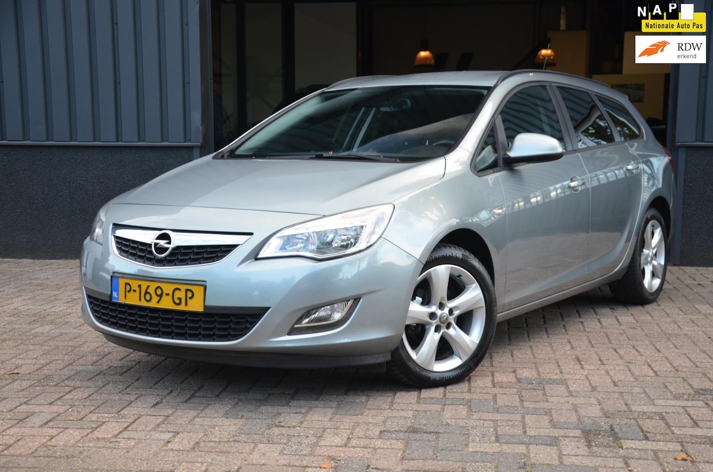 Opel Astra Sports Tourer - 1.4 Turbo Stoelverw.|Cruise C.|17inch - AutoWereld.nl