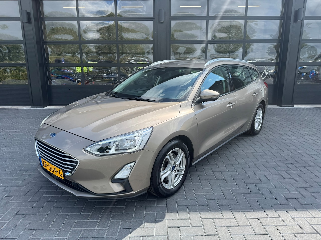 Ford Focus - 1.0 EcoBoost Carplay PDC - AutoWereld.nl