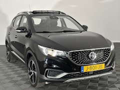 MG ZS - EV Luxury 45 kWh | LEDER | SCHUIFDAK ✅ 1e Eigenaar