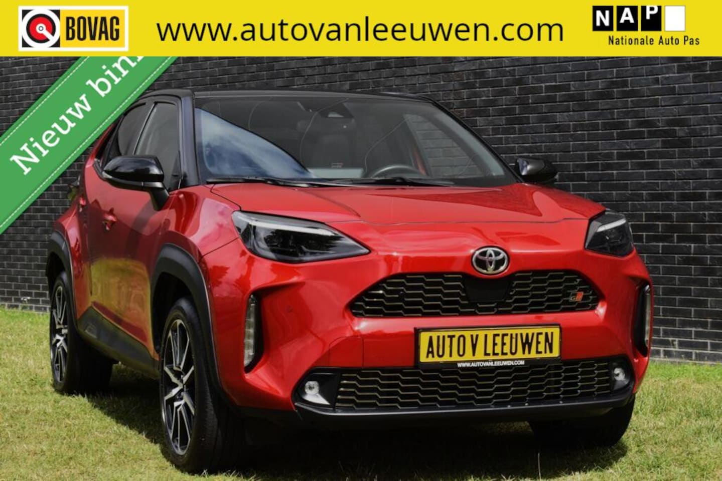 Toyota Yaris Cross - 1.5 Hybrid GR Sport Bi-Tone PANODAK/MATRIX/HUD/CAMERA/STOELVW/ETC..! - AutoWereld.nl