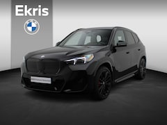 BMW iX1 - xDrive30 M Sportpakket Pro | Innovation Pack | Comfort Pack | Travel Pack | Stuurwielrand