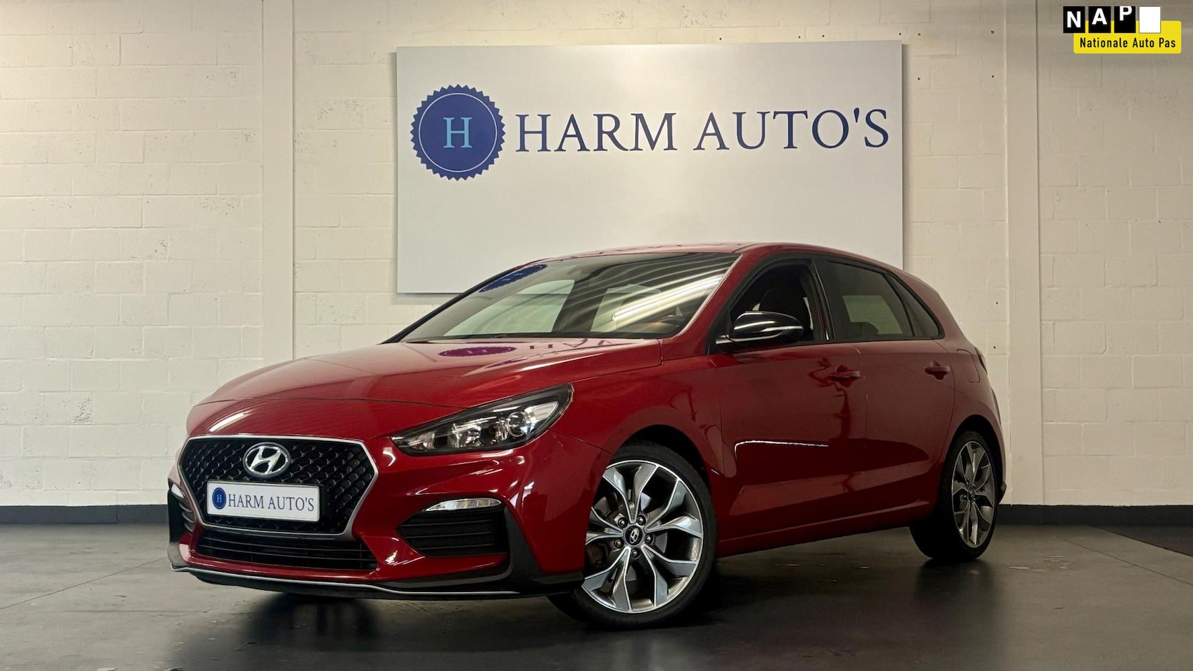 Hyundai i30 - 1.4 T-GDI 140pk N Line Navi / Cruise / PDC / LED / "18" - AutoWereld.nl