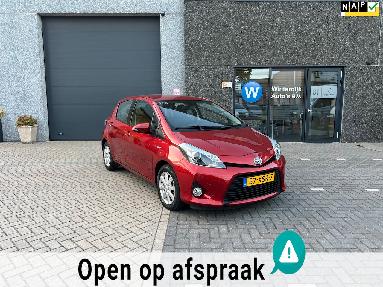 Toyota Yaris - 1.5 Full Hybrid Aspiration Automaat, Airco, Camera, Fietsendrager - AutoWereld.nl