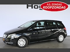 Mercedes-Benz B-klasse - 180 Ambition Airco Navigatie Cruise control LED Rijklaarprijs Inruil Mogelijk